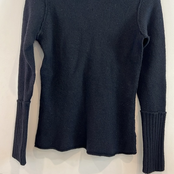 Banana Republic Extra Fine Italian Merino Black Sweater Size L - Picture 2 of 4